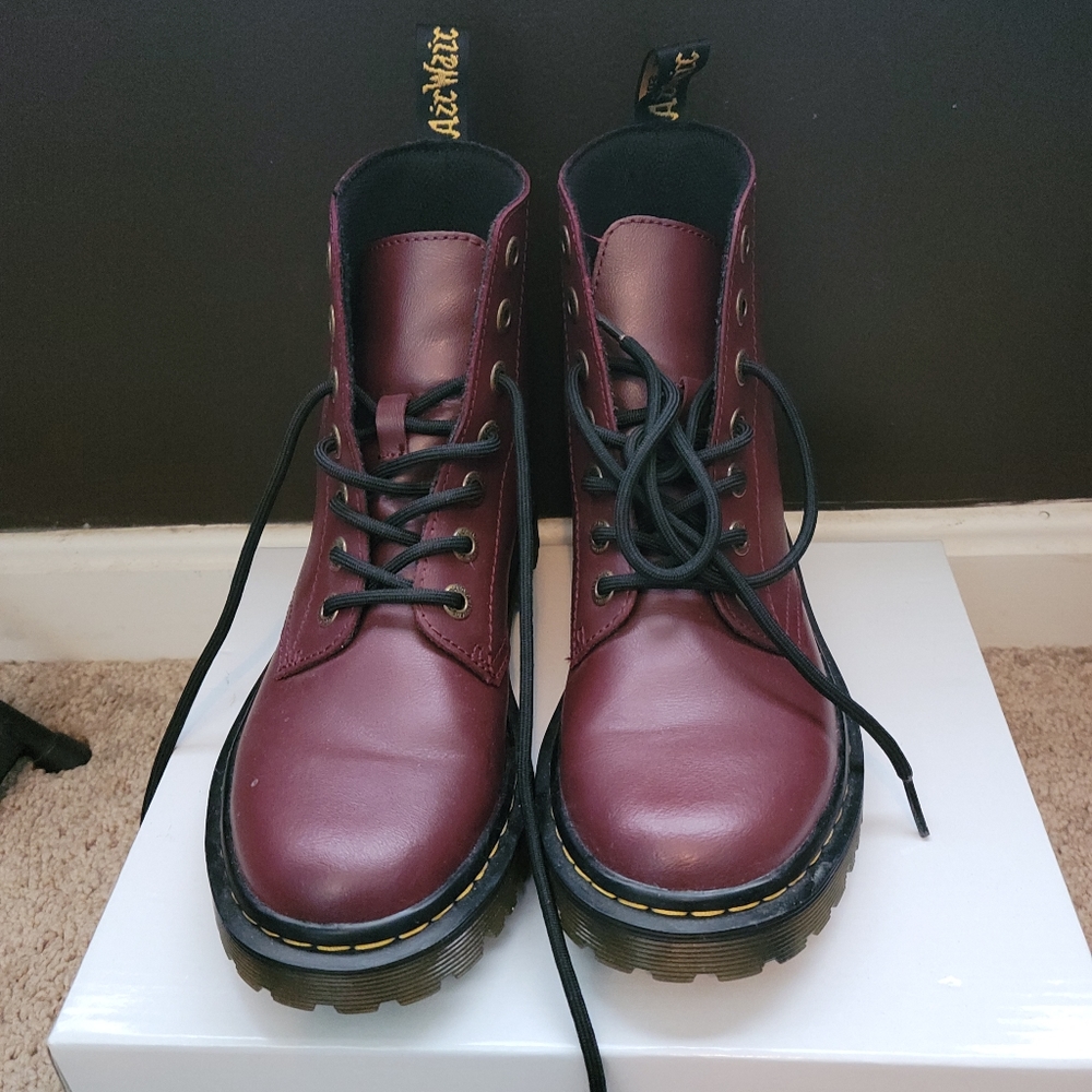 Dr. Marten Boots
